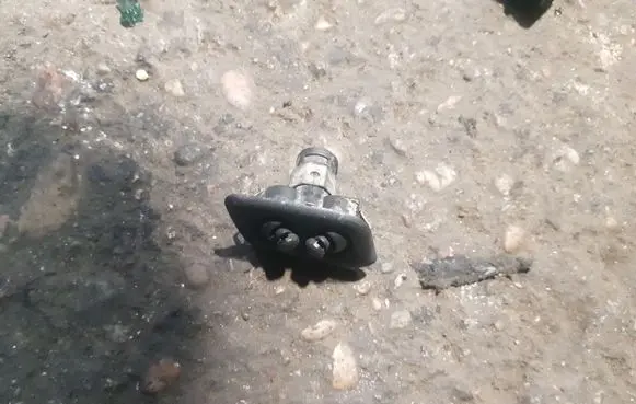 BMW 5 E39 Headlight washer spray nozzle