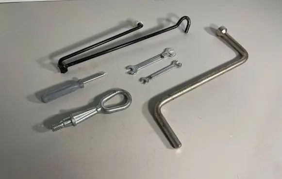 BMW X3 E83 Tool set 6758731