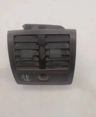 Audi A6 S6 C5 4B Rear air vent grill 4B0819203