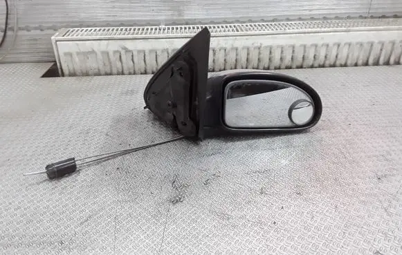 Ford Focus Manual wing mirror E11015475