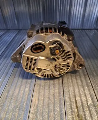 KIA Sorento Generator/alternator 373004A300 12V110A 021319212