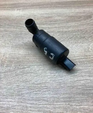 Peugeot 307 Windscreen/windshield washer pump 7700428385 9632984980
