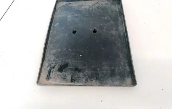 Battery box tray