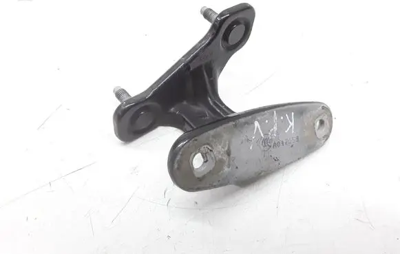 Mercedes-Benz C W204 Front door upper hinge