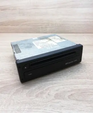 BMW 5 E39 CD/DVD changer 6920758