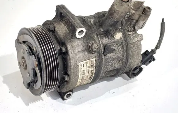 Volkswagen PASSAT B6 Air conditioning (A/C) compressor (pump) 1K0820808F
