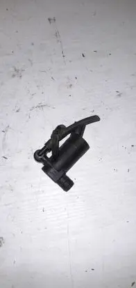 Volvo V50 Windshield washer spray nozzle 1S7117K624FD