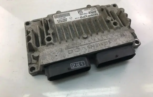 Renault Laguna III Engine control unit/module ECU 8200775316 8200723117