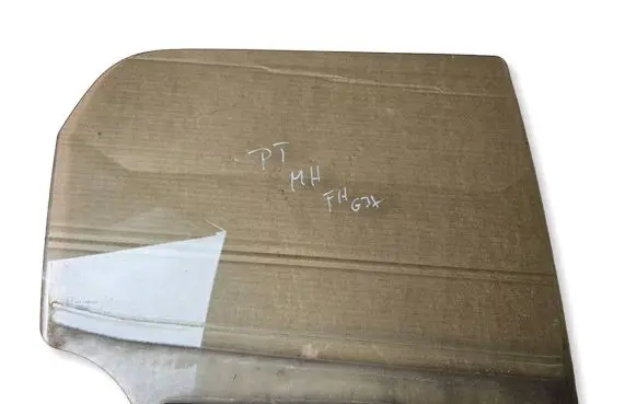 Suzuki Ignis Rear door window glass 8454186G00 8454175G00