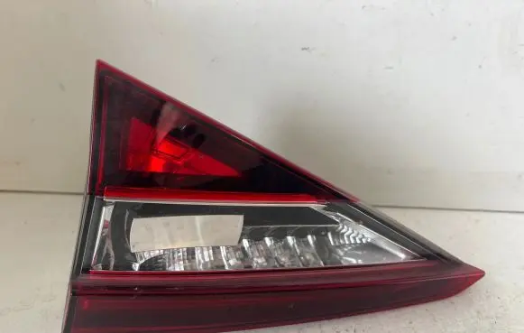 Skoda Superb B8 (3V) Tailgate rear/tail lights 3V9945308G