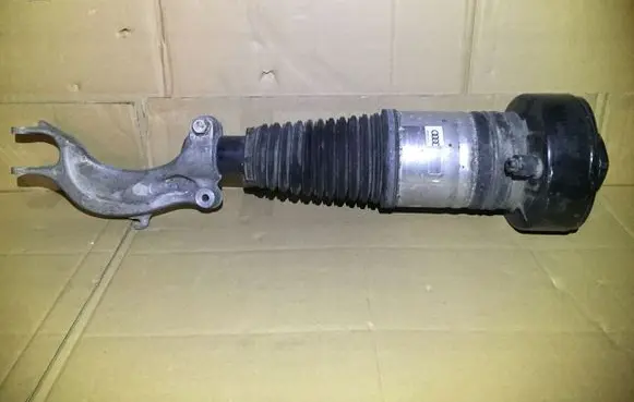 Audi A8 S8 D4 4H Front shock absorber/damper 