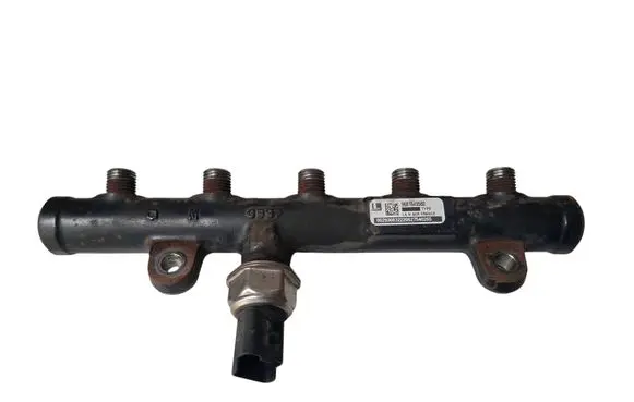 Fuel main line pipe