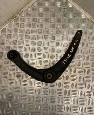 Peugeot 3008 I Front lower control arm/wishbone