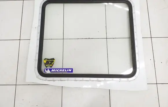 Fiat Ducato Rear side window