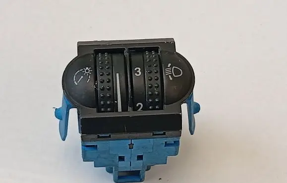 Volkswagen Touareg I Panel lighting control switch 7L6941333D