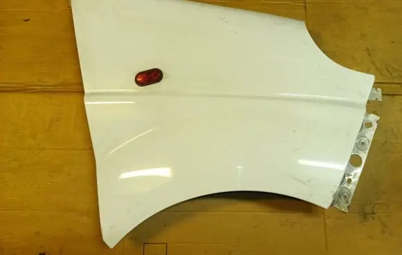 Renault Trafic II (X83) Fender