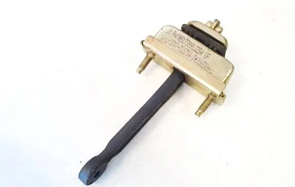 Mazda 626 Rear door check strap stopper 5173991h25a
