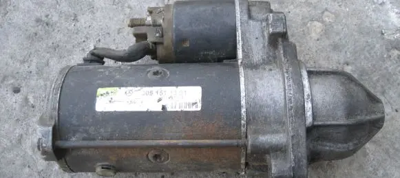 Mercedes-Benz E W211 Starter motor A0051511301