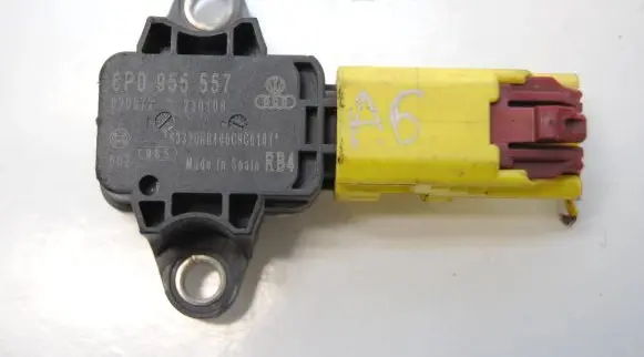 Audi A6 S6 C6 4F Airbag deployment crash/impact sensor 8P0955557