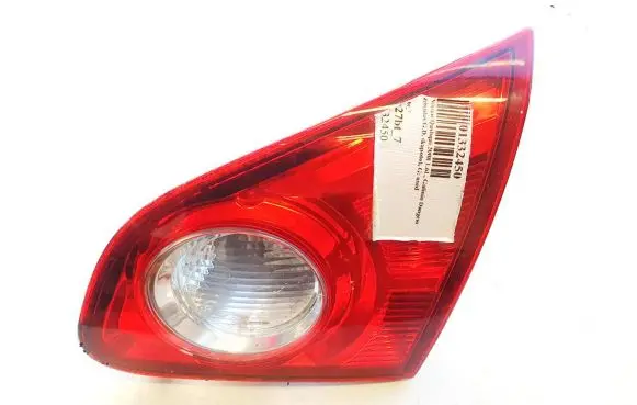 Tailgate rear/tail lights