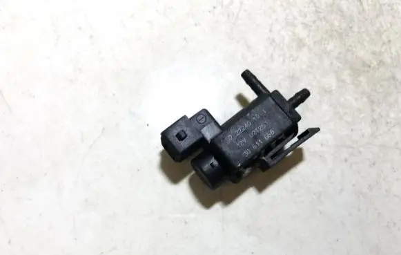 Volvo V70 Turbo solenoid valve 30611668 72224010