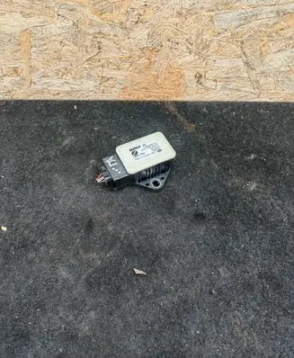 BMW X1 E84 ESP acceleration yaw rate sensor 6782372