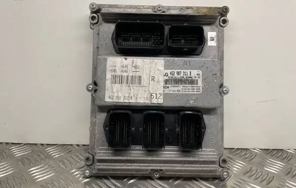 Audi A7 S7 4G Engine control unit/module 4G2907311B 4G2907311A
