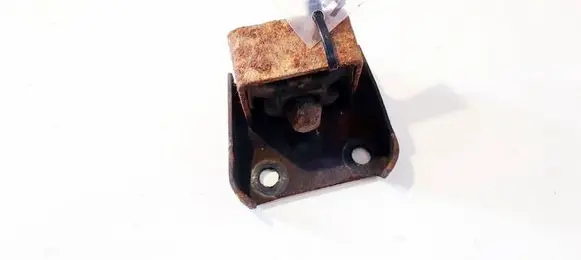 Nissan Primera Muffler mount bracket/holder 