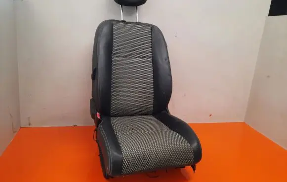 Renault Megane III Front driver seat 