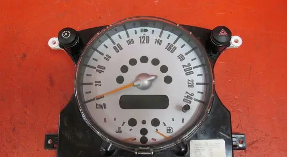 Mini One - Cooper R50 - 53 Speedometer (instrument cluster) 6932507