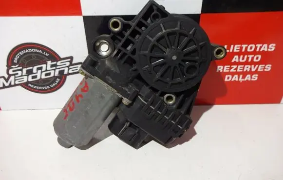 Audi A4 S4 B5 8D Front door window regulator motor 0130821787