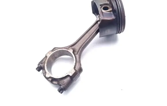 Opel Astra J Piston with connecting rod A16XER