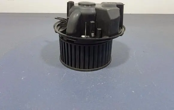 Audi A3 S3 8P Heater fan/blower 1K1820015