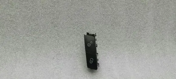 Mercedes-Benz CLS C218 X218 Central locking switch button A2049058402