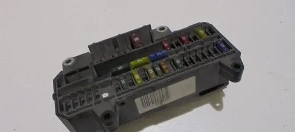 BMW 7 E65 E66 Fuse module 690058301 10688710