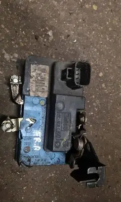 Volvo S80 Front door lock