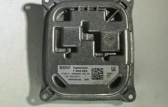 BMW 3 E92 E93 Headlight ballast module Xenon 7263052