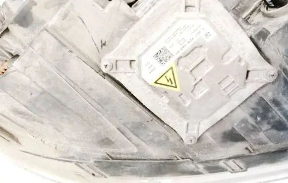 KIA Sorento Headlight ballast module Xenon 130732919301
