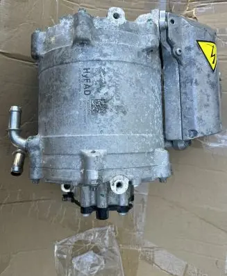 Volvo XC40 Electric car motor 32257268