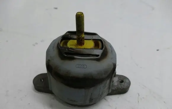Audi A8 S8 D3 4E Engine mount bracket