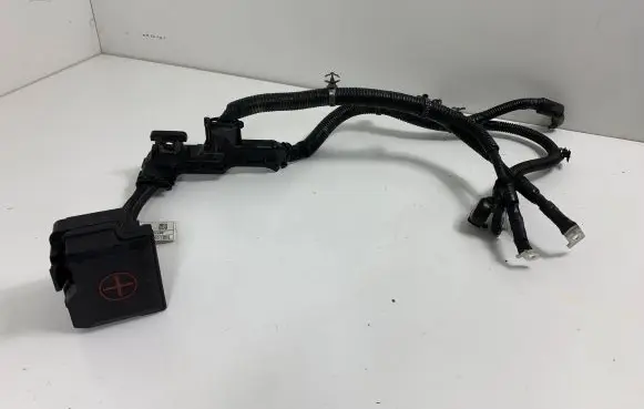 Hyundai i30 Positive cable (battery) 91851G4490