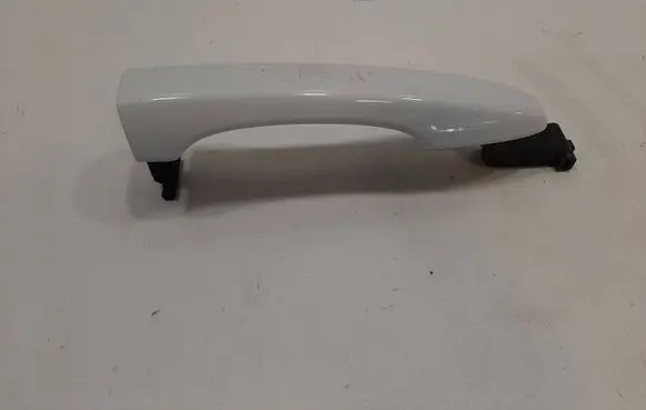 Front door exterior handle/bracket