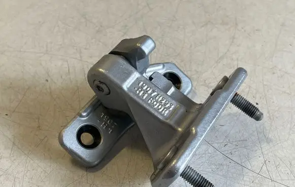 Mercedes-Benz EQC Rear door upper hinge A047058
