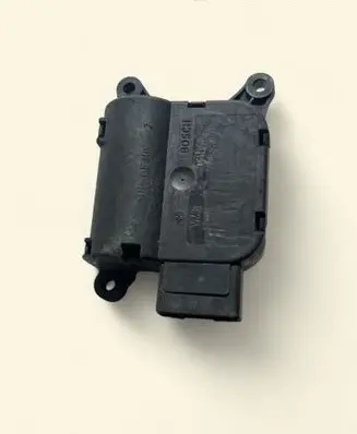Audi A4 S4 B5 8D Air flap motor/actuator 1K0907511
