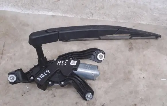 Hyundai i20 (BC3 BI3) Rear window wiper motor 98700Q0000