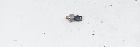 Fuel pressure sensor