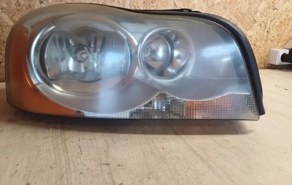 Volvo XC90 Headlight/headlamp 30698814 89900299