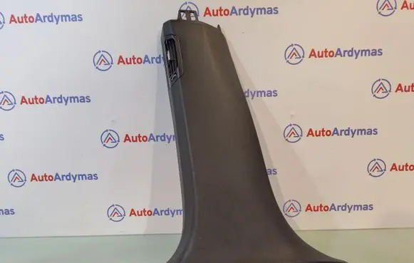 (B) pillar trim (bottom)