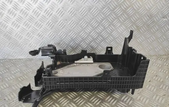 Renault Clio V Battery box tray 648948662R P1011424