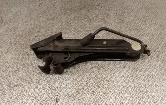 Seat Ibiza III (6L) Lift Jack 6K0011031B